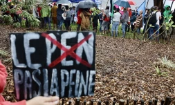 Face à l'extrême droite, faible mobilisation à Saint-Denis et surtout beaucoup de pluie [?]