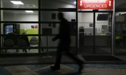 Un homme a été interpellé et placé en garde à vue après l'agression samedi d'un brancardier à l'hôpital de Challans, en Vendée ( AFP / SEBASTIEN BOZON )