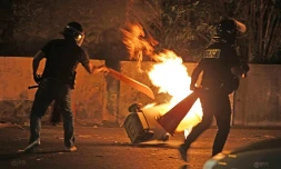 violence urbaine, 18 novembre, gilets jaunes, jeunes, forces de l'ordre, affrontement, intervention, barrage, blocage