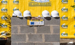 Région : pose de la première pierre du futur centre artisanal du bois