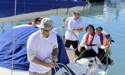 "Flotboyants" : un tour de l'île à la voile pour les patients de la clinique des Flamboyants