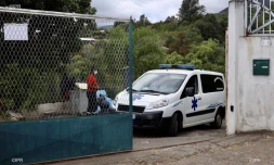 évacuation de gramouns d'une pension à Saint-François
