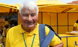 L'ancien champion cycliste Raymond Poulidor à Le Touquet-Paris-Plage avant le départ de la 4e étape du Tour de France 2014, le 8 juillet