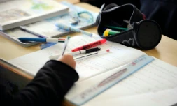 Un enseignant agressé au cutter et aux ciseaux dans sa classe à Aubervilliers par un homme qui a invoqué le groupe Etat islamique