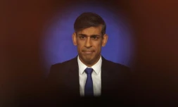 Le Premier ministre britannique Rishi Sunak donne une conférence de presse, le 7 décembre 2023 à Londres