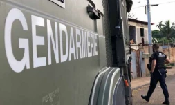 Mayotte, faits divers, enfants, voitures abandonnées