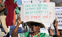 manif pour une liaison vers les comores 