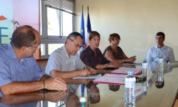 Petite Ile : signature d'une convention pour l'emploi à domicile 