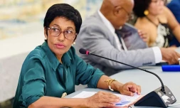 Signature d'un contrat local de santé avec l'ARS et le CCAS