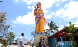 statue géante temple tamoul à primat