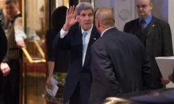 Le secrétaire d'Etat américain John Kerry à son arrivée à l'hôtel Bristol, à Vienne, le 13 novembre 2015 avant une réunion sur le conflit en Syrie