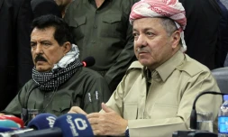 Le président de la région autonome du Kurdistan irakien Massoud Barzani (D) lors d'une réunion à Kirkouk le 12 septembre 2017