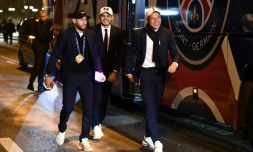 Kylian Mbappé, avec Neymar, Mauro Icardi et les Parisiens à leur arrivée pour le match contre Dortmund au Parc des Princes, le 11 mars 2020 