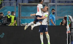 Le binôme offensif, composé de Raheem Sterling et son capitaine Harry Kane, porte les Three Lions durant cet EURO comme ici contre l'Ukraine à Rome, le 3 juillet 2021 