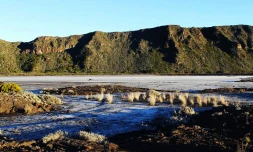 Givre au Piton de la Fournaise plaine des sables 20 mai 2020