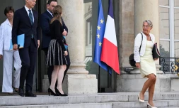La PremiÚre ministre Elisabeth Borne et les ministres du gouvernement sur le perron de l'Elysée, à l'issue du premier Conseil des ministres de la rentrée, le 23 août 2023 à Paris