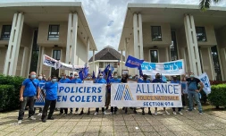 Policiers brûlés à Viry-Châtillon : rassemblement devant le tribunal pour dénoncer une 