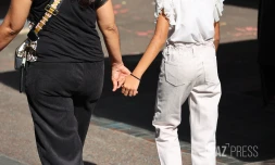 femme et enfant 