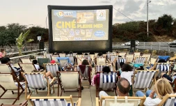 TO : un cinéma plein air à la Darse du Port