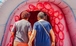 Mars Bleu : à Saint-Denis, la prévention à la rencontre des passants