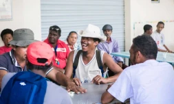 sans domicile fixe, solidarité, partage, ville du Port