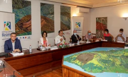  présentation du projet de reconstruction du gîte du Volcan 