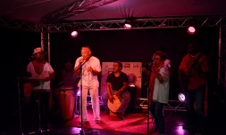 Bisik, scène ouverte, musique, concert