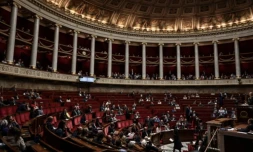 Avant d'accéder ou non à une demande d'aide à mourir, un médecin devra convoquer une réunion avec a minima un spécialiste et un soignant qui donneront leur avis, ont décidé jeudi les députés ( AFP / Thibaud MORITZ )