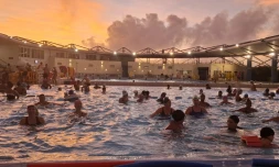 retour de la nocturne a la piscine plateau caillou 