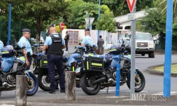 gendarmes dans le quartier de Bras-Fusil saint-benoit