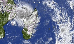La tempête tropicale modérée Fytia à 1.475 km de La Réunion, devrait toucher Madagascar au stade de cyclone tropical