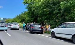 Rout des Tamarins : accident avant le viaduc en direction du sud