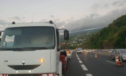 Carambolage entre trois voitures sur le viaduc de Saint Paul, 5 km de bouchons