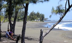 plage de L\'Étang-Salé
