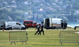 Minute de silence en hommage aux victimes de l'attaque au couteau d'Annecy à l'Assemblée nationale à Paris, le 8 juin 2023
