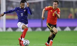 Michael Olise (G) auteur du but victorieux contre la Belgique de Maxim De Cuyper (D), 1 à 0, le 28 septembre 2026 en Ligue des nations à Bruxelles during the UEFA Nations League Group A1 football match between Belgium and France at King Baudouin Stadium in Brussels on September 28, 2026. © FRANCK FIFE / AFP