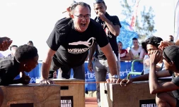 Championnat régional street workout au Port, bek la barre