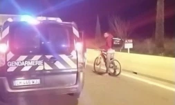Gard : un livreur à vélo interpellé sur l’autoroute par les gendarmes