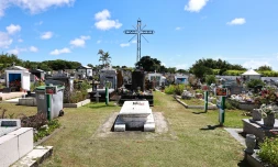 Bras-Panon : fermeture du cimetière communal pour démoustication