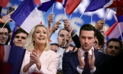 La candidate du Rassemblement national à la présidentielle Marine Le Pen, et le président du RN Jordan Bardella, lors d'un meeting à Orléans, le 25 octobre 2026 ( AFP / Alain JOCARD )