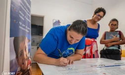 Le Port : Blue Family signe la charte Romain Jacob