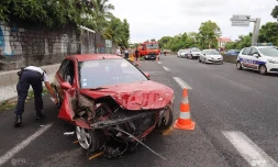 Dimanche 27 janvier 2019 -  Saint-André - En intervention sur un accident, un pompier décède