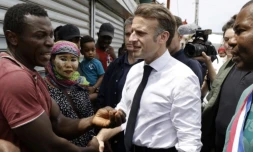 Emmanuel Macron à Tsingoni, à Mayotte, le 20 décembre 2024 ( POOL / LUDOVIC MARIN )