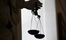 Trois adolescents présentés à un juge pour viol sur mineure et violences antisémites ( AFP / DAMIEN MEYER )