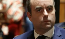 Le Premier ministre français Sébastien Lecornu assiste à une séance de questions au gouvernement au Sénat, à Paris, le 26 novembre 2025 ( AFP / GEOFFROY VAN DER HASSELT )