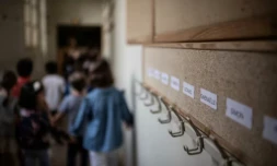 L'Assemblée nationale adopte en première lecture une proposition de loi transpartisane visant à mieux protéger un enfant victime d'inceste ou de violences ( AFP / Martin BUREAU )