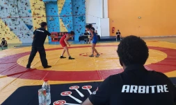 Lutte féminine et gréco-romaine : Tania Maanfou à la tête de l'équipe de La Réunion pour les championnats nationaux