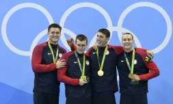 Le relais 4x100 m nage libre américain sacré champion olympique, le 7 août 2016 à Rio