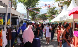 Saint-Paul : lancement de la grande braderie commerciale 