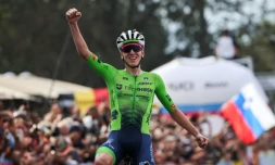 Le Slovène Tadej Pogacar, à nouveau sacré champion du monde, le 28 septembre 2025 à Kigali au Rwanda